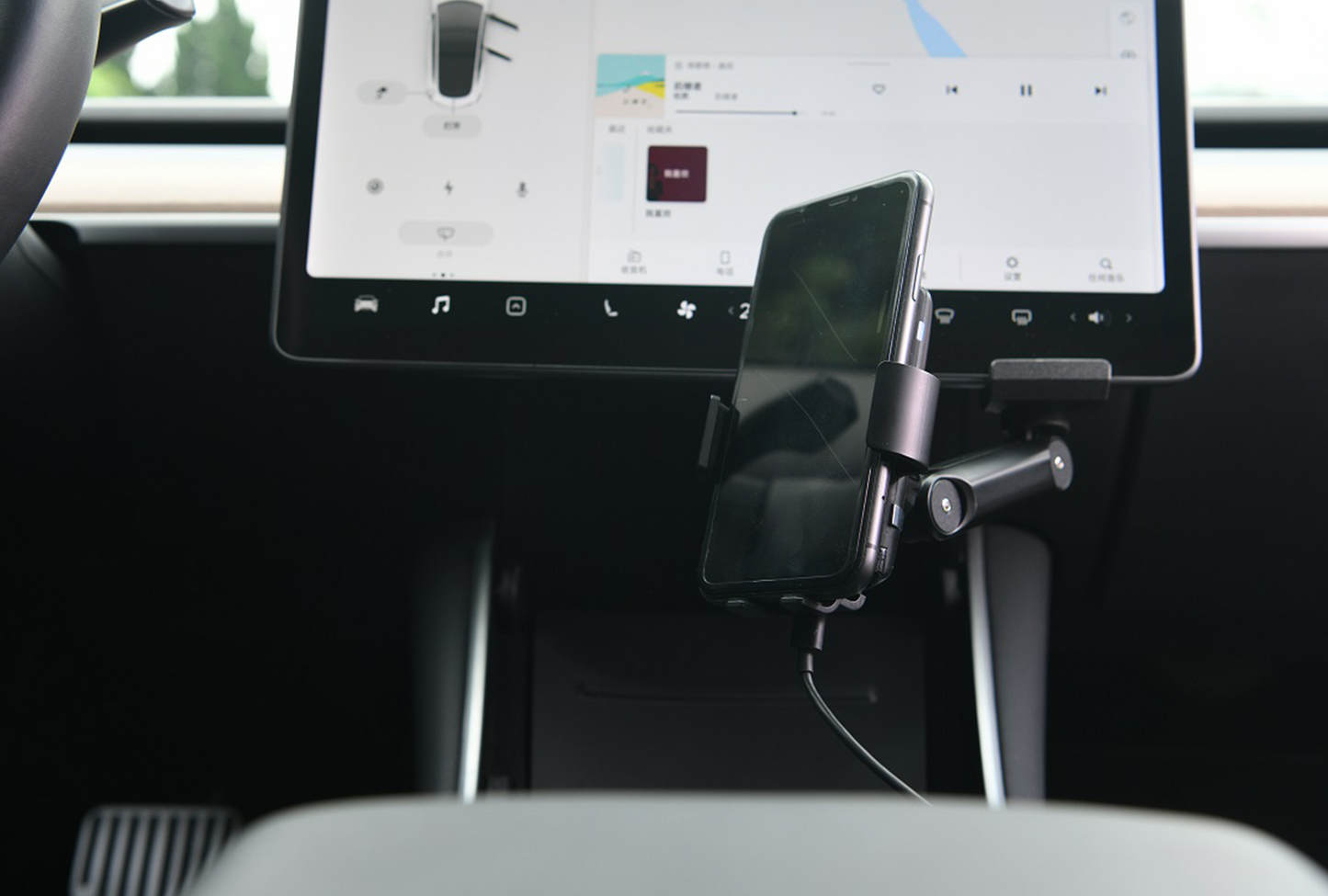 TS1 Wireless Charger and Smart Phone Holder for Tesla Model 3